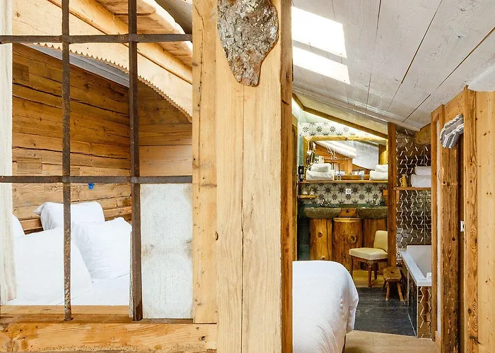Le Hameau De Mon Pere Hotel 5*